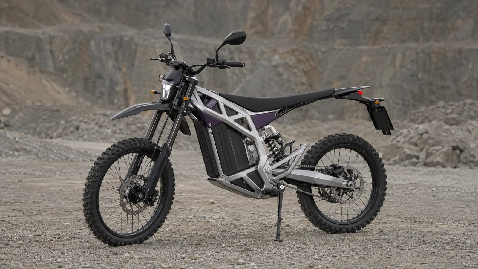 79Bike Falcon Pro Elektro-Enduro im Gelände